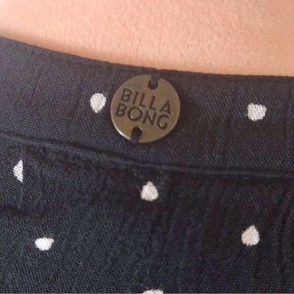 Billabong top, black with white dots, size medium, laces up at chest - Picture 7 of 9